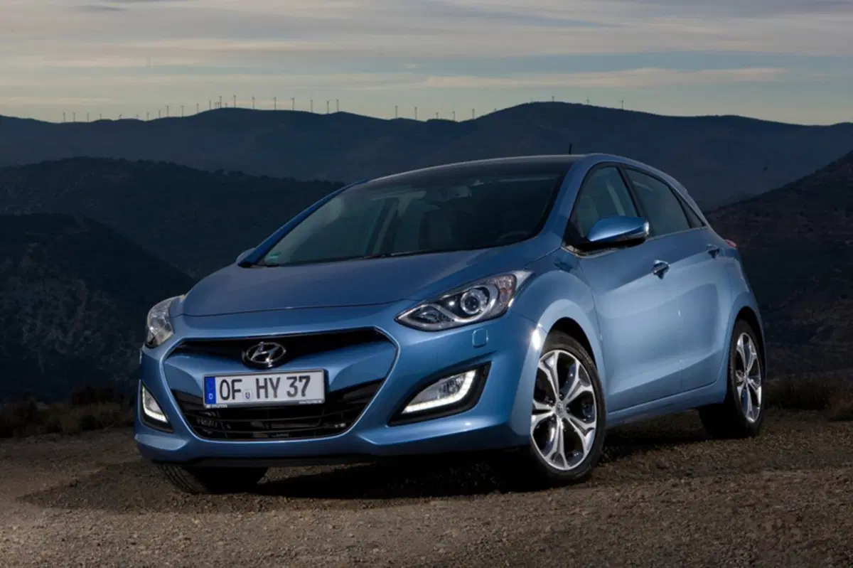 Hyundai i30 1.6 CRDi 5p. Comfort Plus (7)