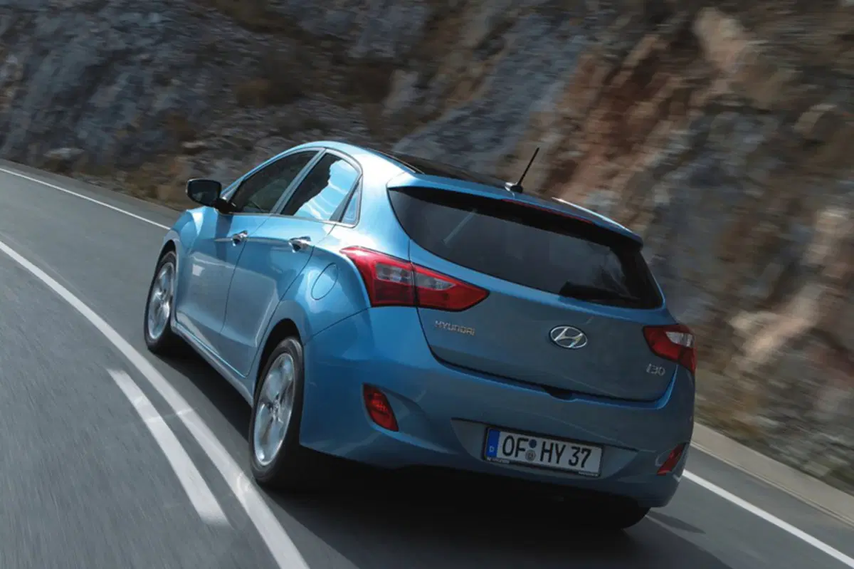 Hyundai i30 1.6 CRDi 5p. Comfort Plus (22)