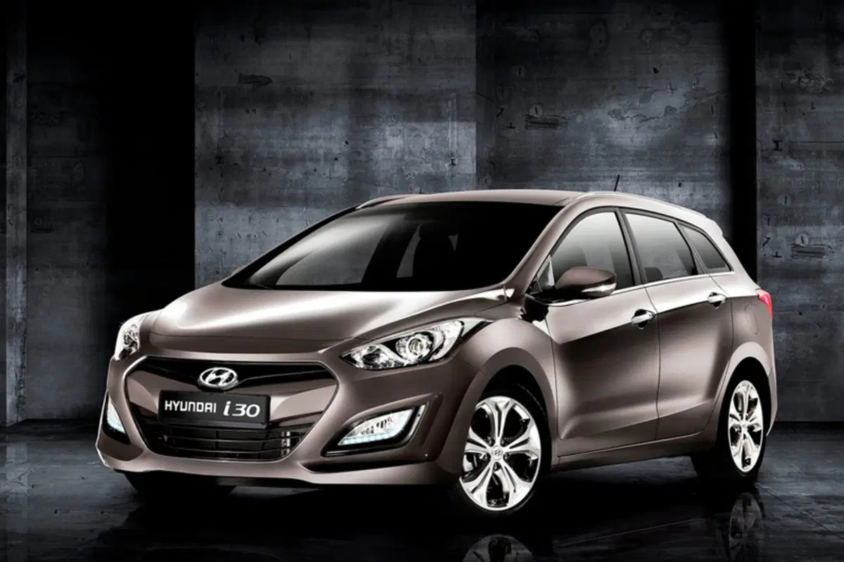 Hyundai i30 Station Wagon (2012-17) (2)