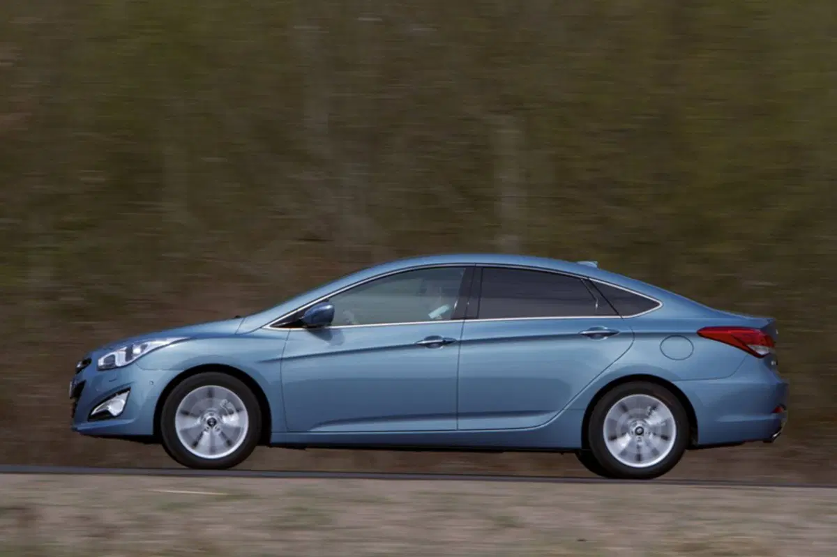 Hyundai i40 (2011-13) (6)