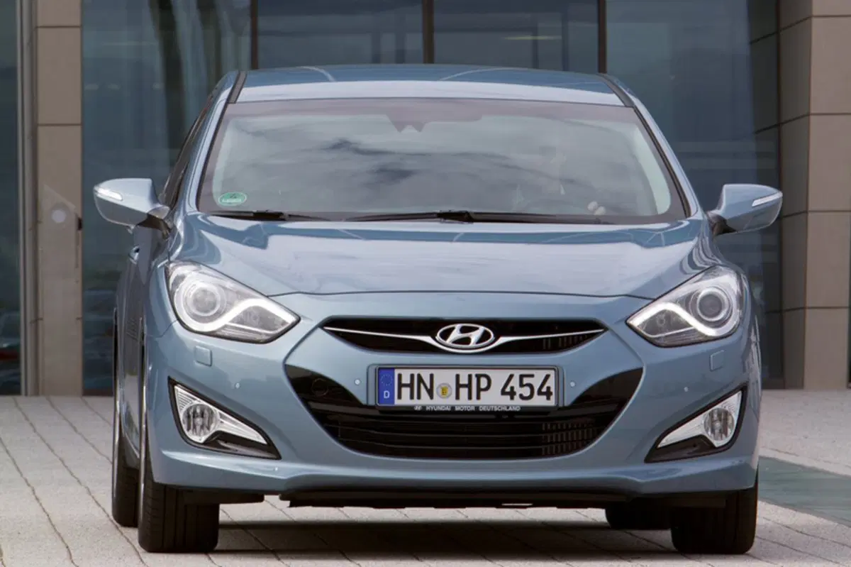 Hyundai i40 (2011-13) (10)