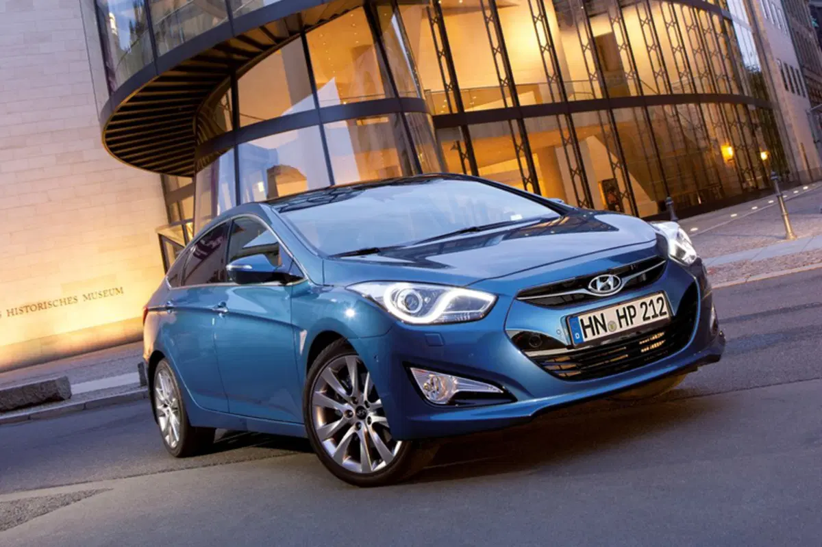 Hyundai i40 (2011-13) (13)