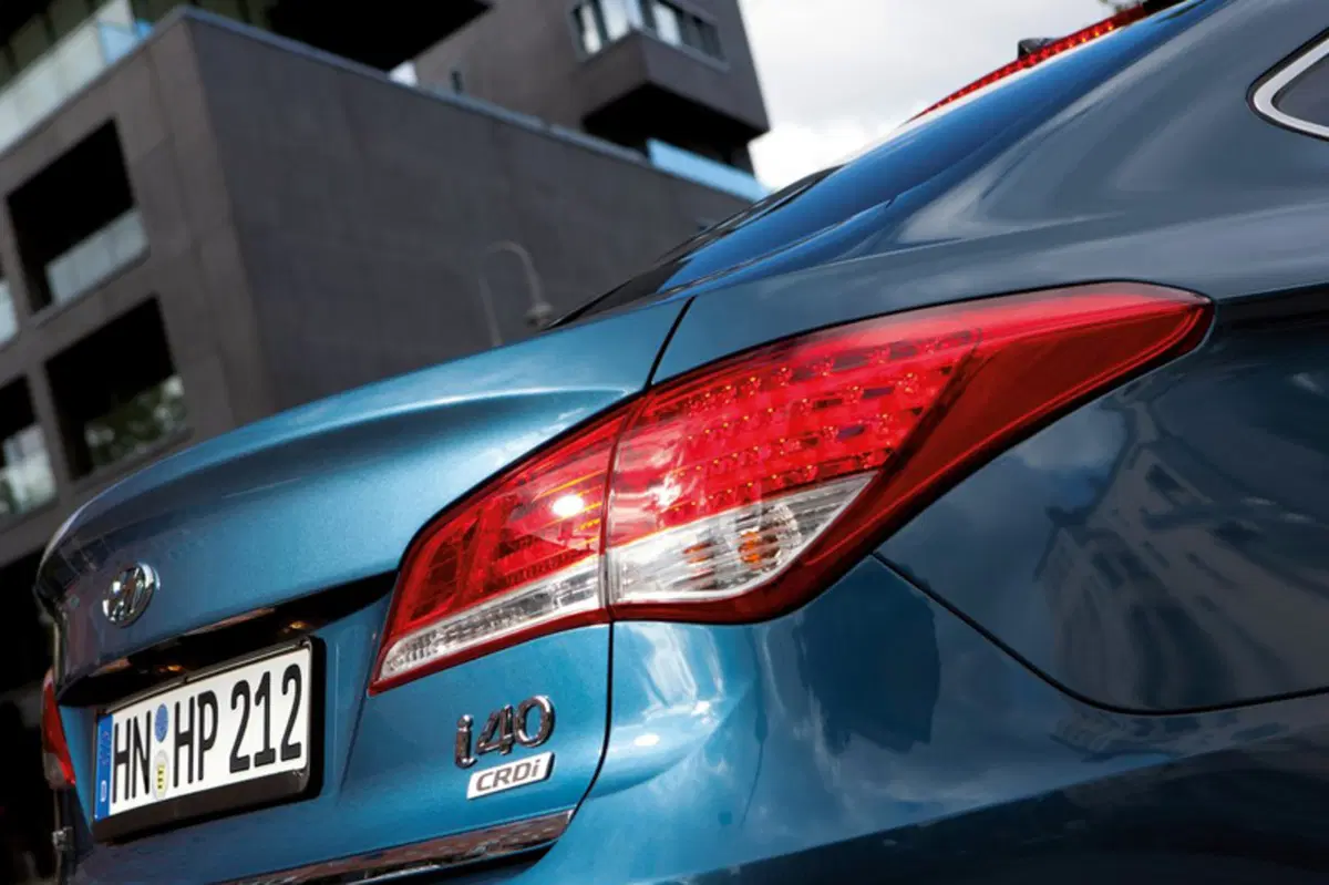 Hyundai i40 (2011-13) (14)