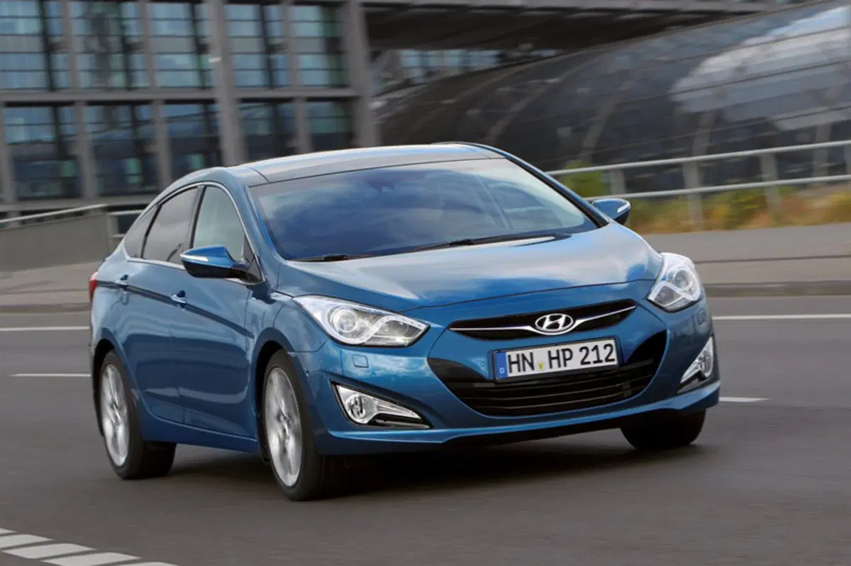 Hyundai i40 (2011-13) (18)