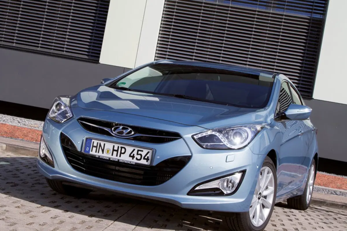 Hyundai i40 (2011-13) (19)
