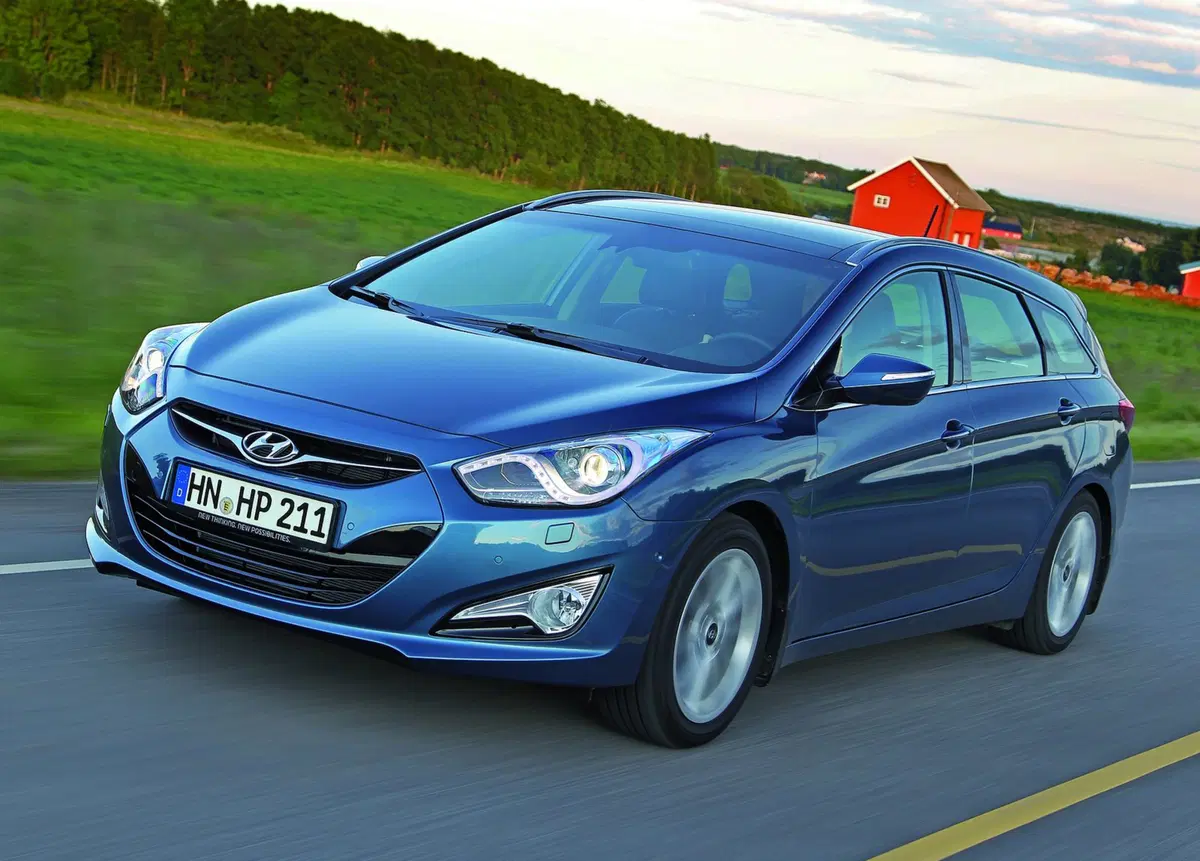 Hyundai i40 Station Wagon 1.7 CRDi 136CV Style (6)