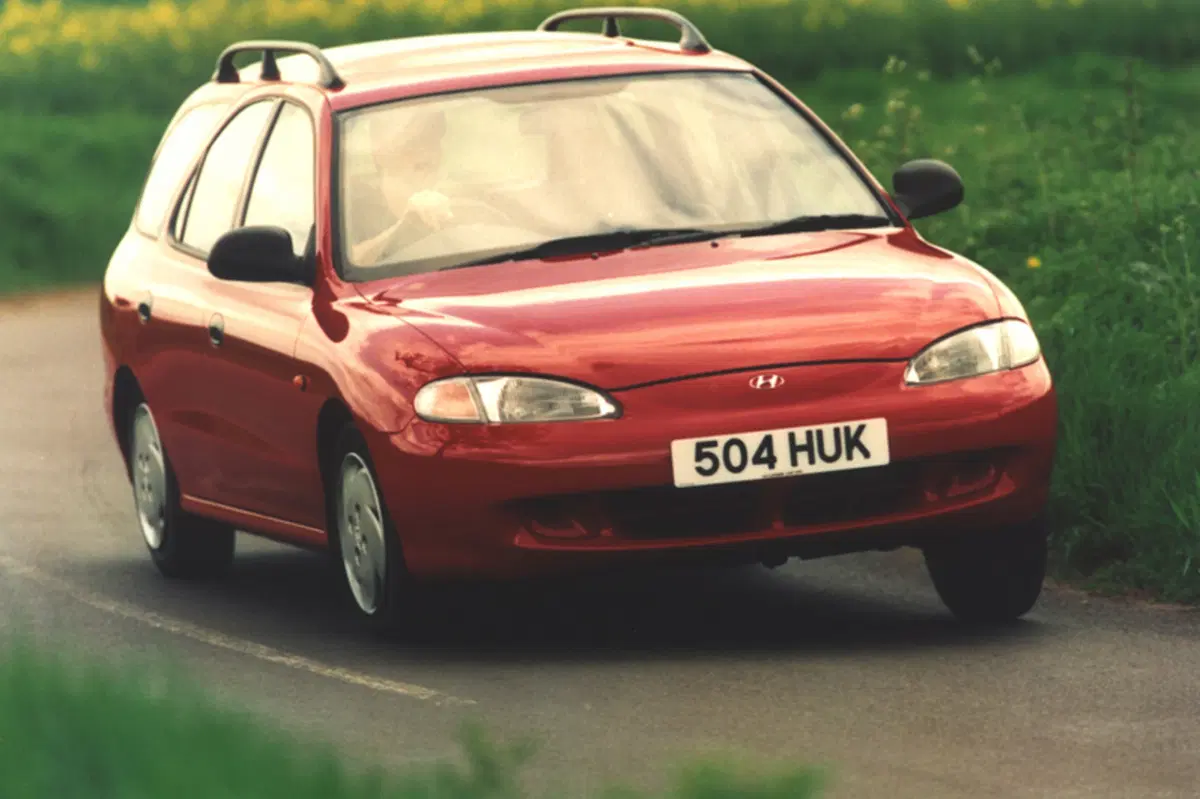 Hyundai Lantra/Elantra Station Wagon (1995-00) (2)