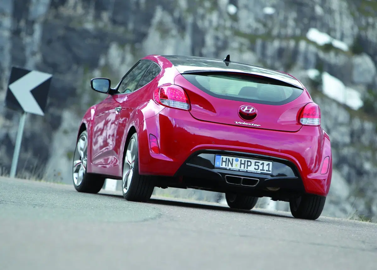 Hyundai Veloster (2011-14) (16)