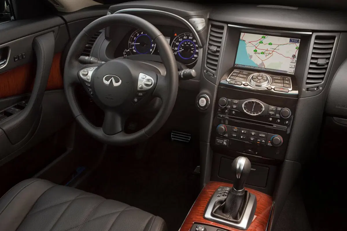Infiniti QX70 (2013-19) (5)
