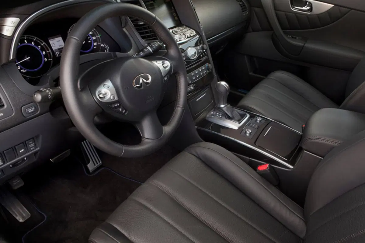 Infiniti QX70 (2013-19) (6)