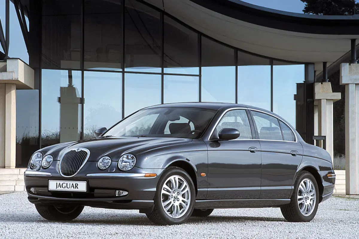 Jaguar S-Type (2005-06)