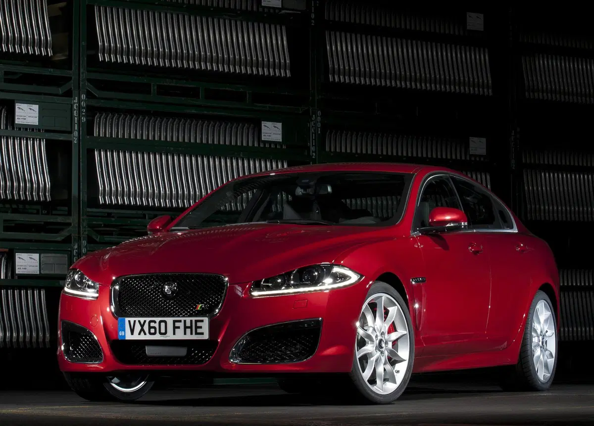 Jaguar XFR (2009-15) (2)