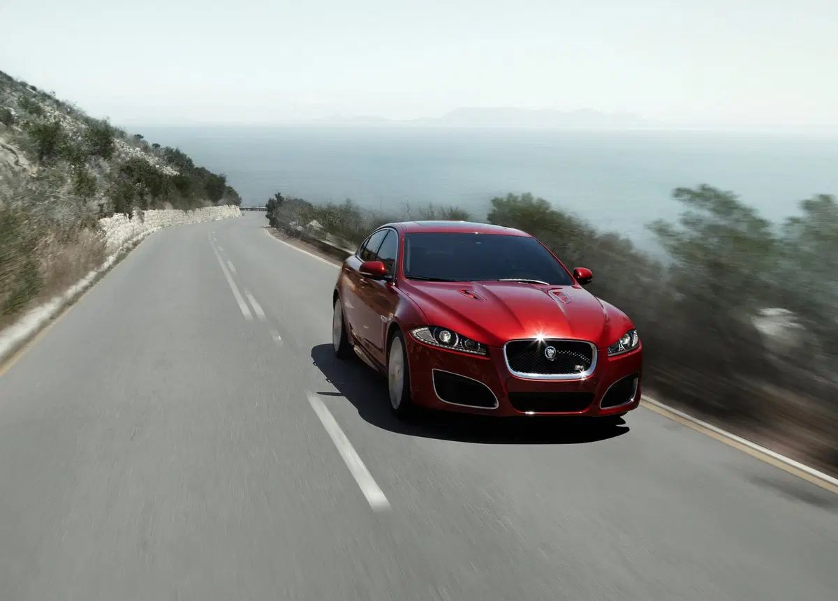 Jaguar XFR (2009-15) (4)