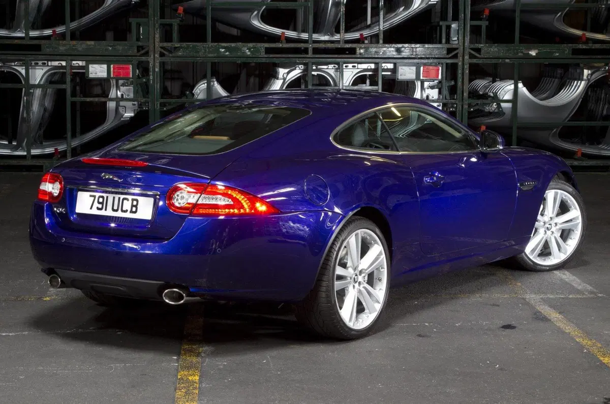 Jaguar XK (2006-15) (2)