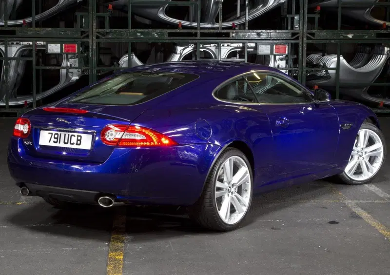Jaguar XK (2006-15) (2)