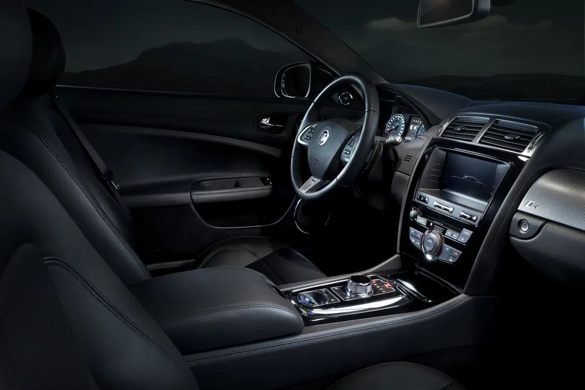 Jaguar XK (2006-15) (9)