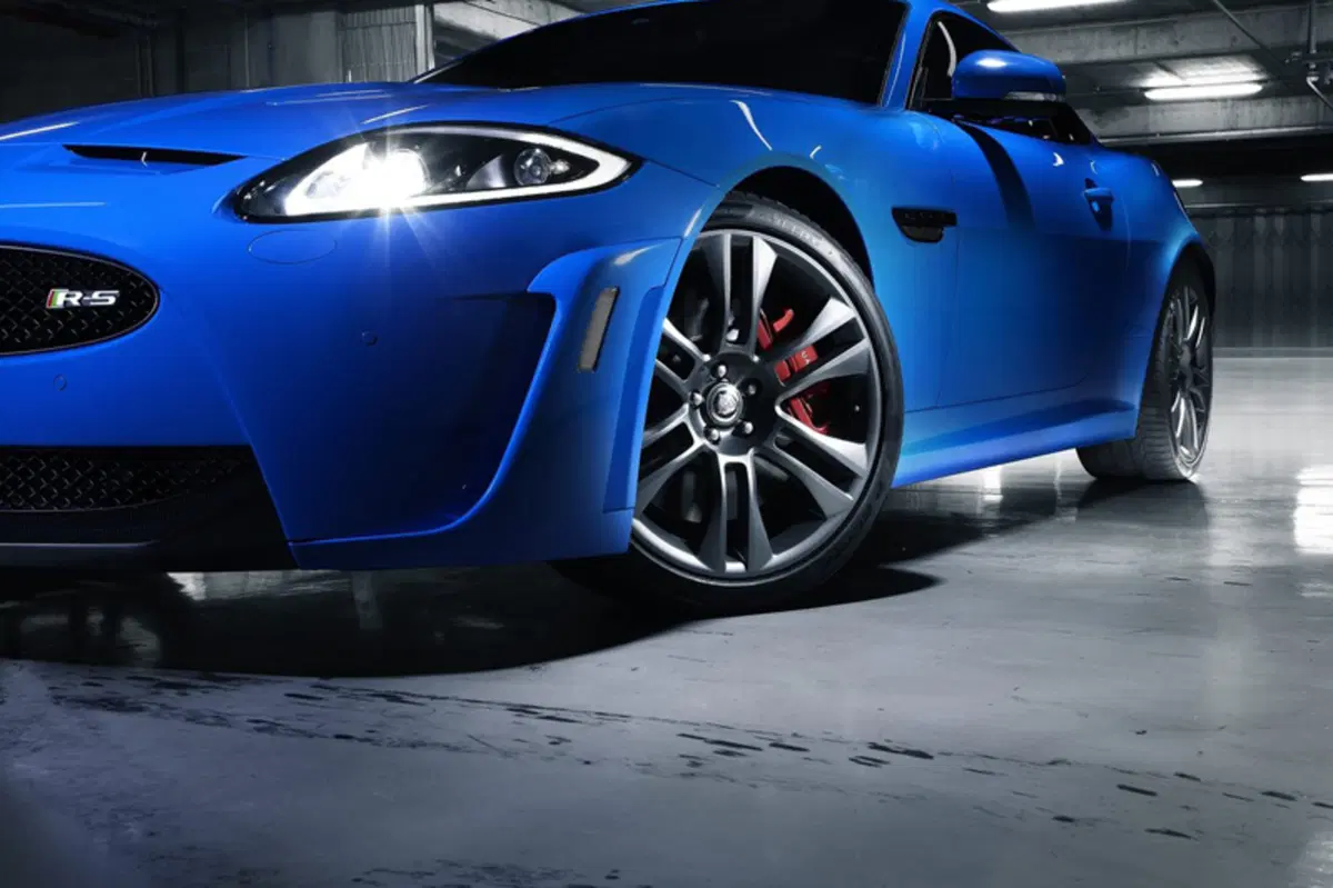 Jaguar XKR-S 4.2 V8 S/C Coupé (6)