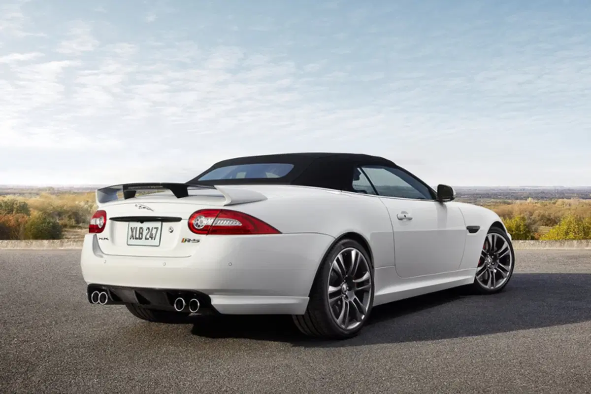 Jaguar XKR-S 4.2 V8 S/C Coupé (22)