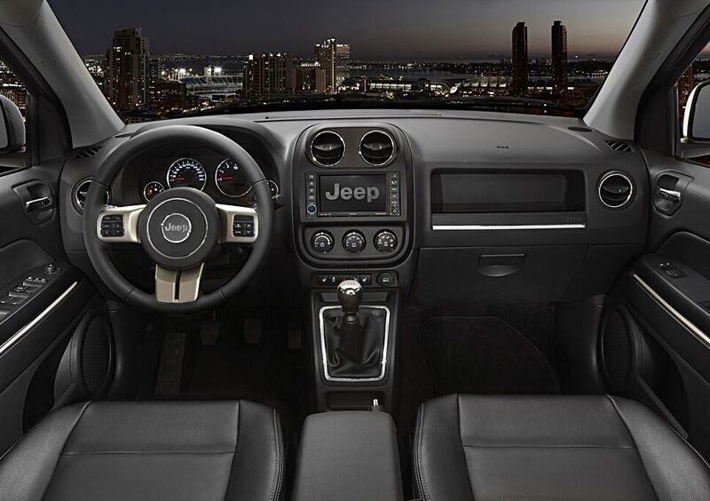 Jeep Compass (2006-15) (15)