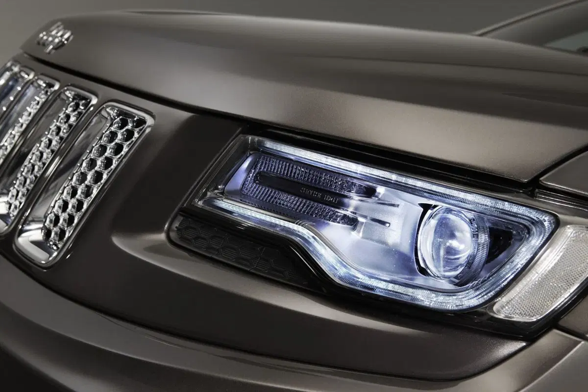 Jeep Grand Cherokee (2010-21) (22)