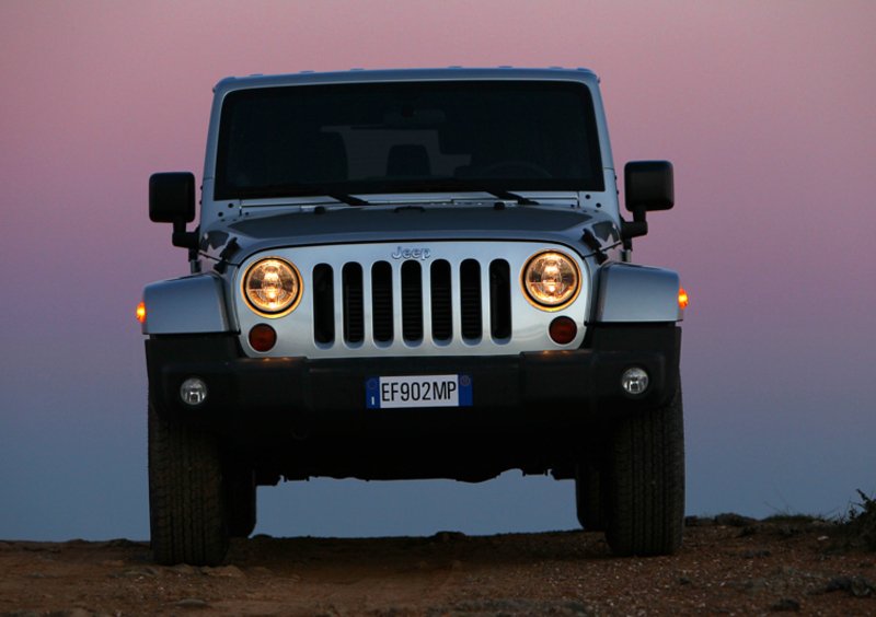 Jeep Wrangler Unlimited (2007-18) (12)