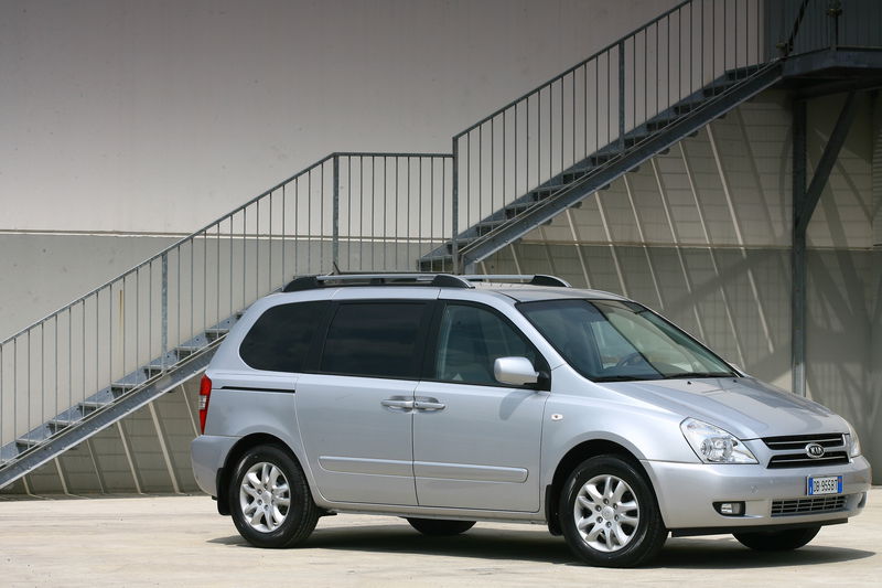 Kia Carnival (2006-10)