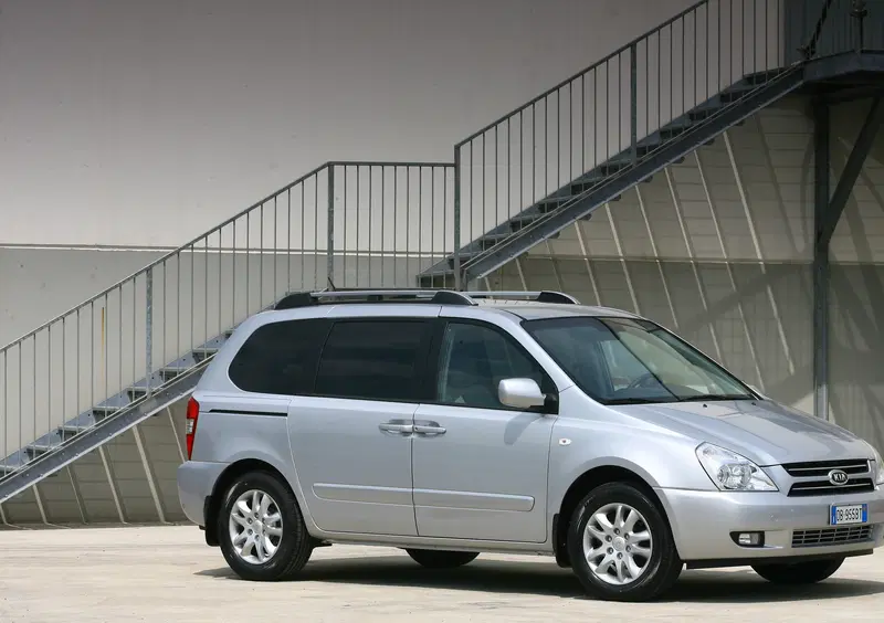Kia Carnival (2006-10)