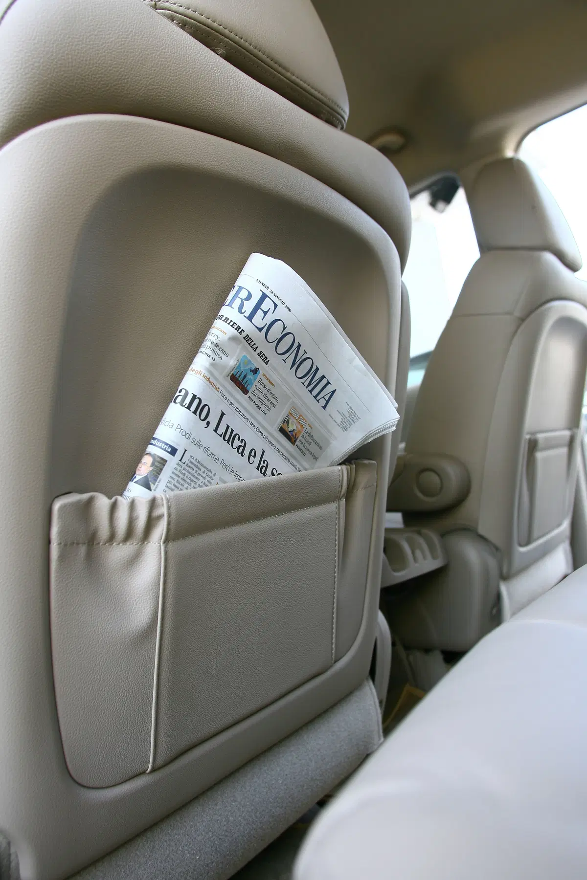 Kia Carnival (2006-10) (42)