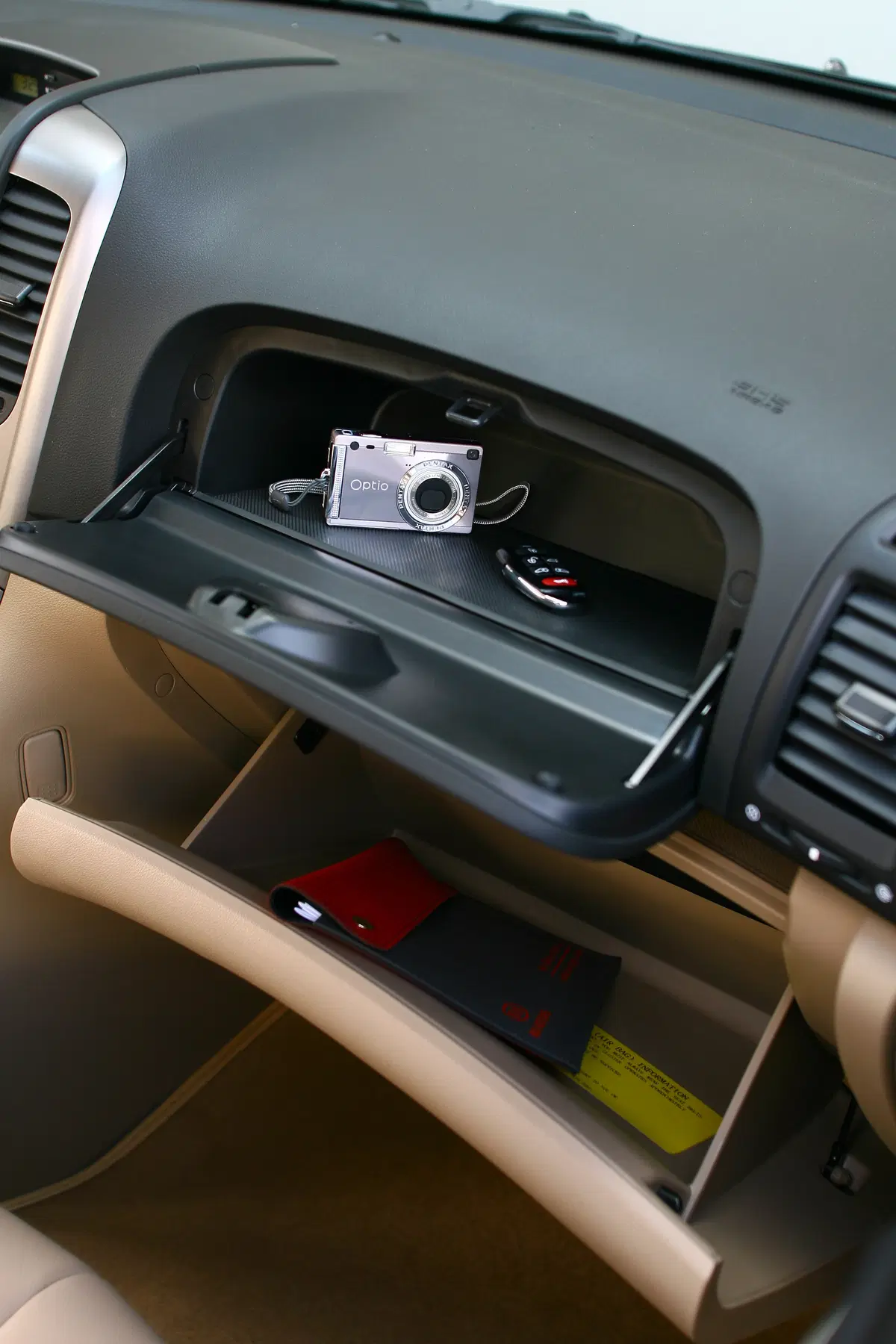 Kia Carnival (2006-10) (45)