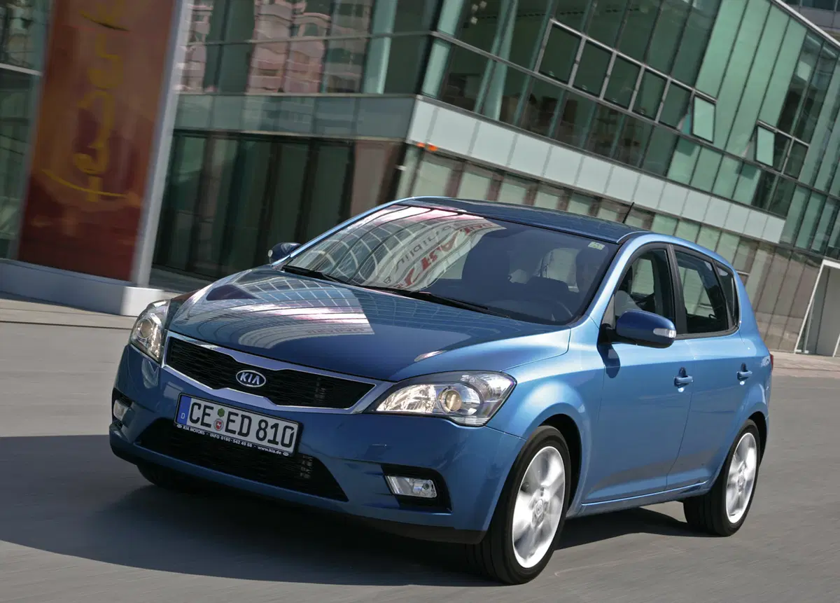 Kia Cee'd (2007-12) (5)