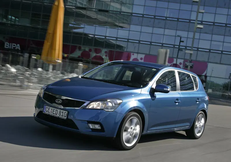 Kia Cee'd (2007-12) (6)