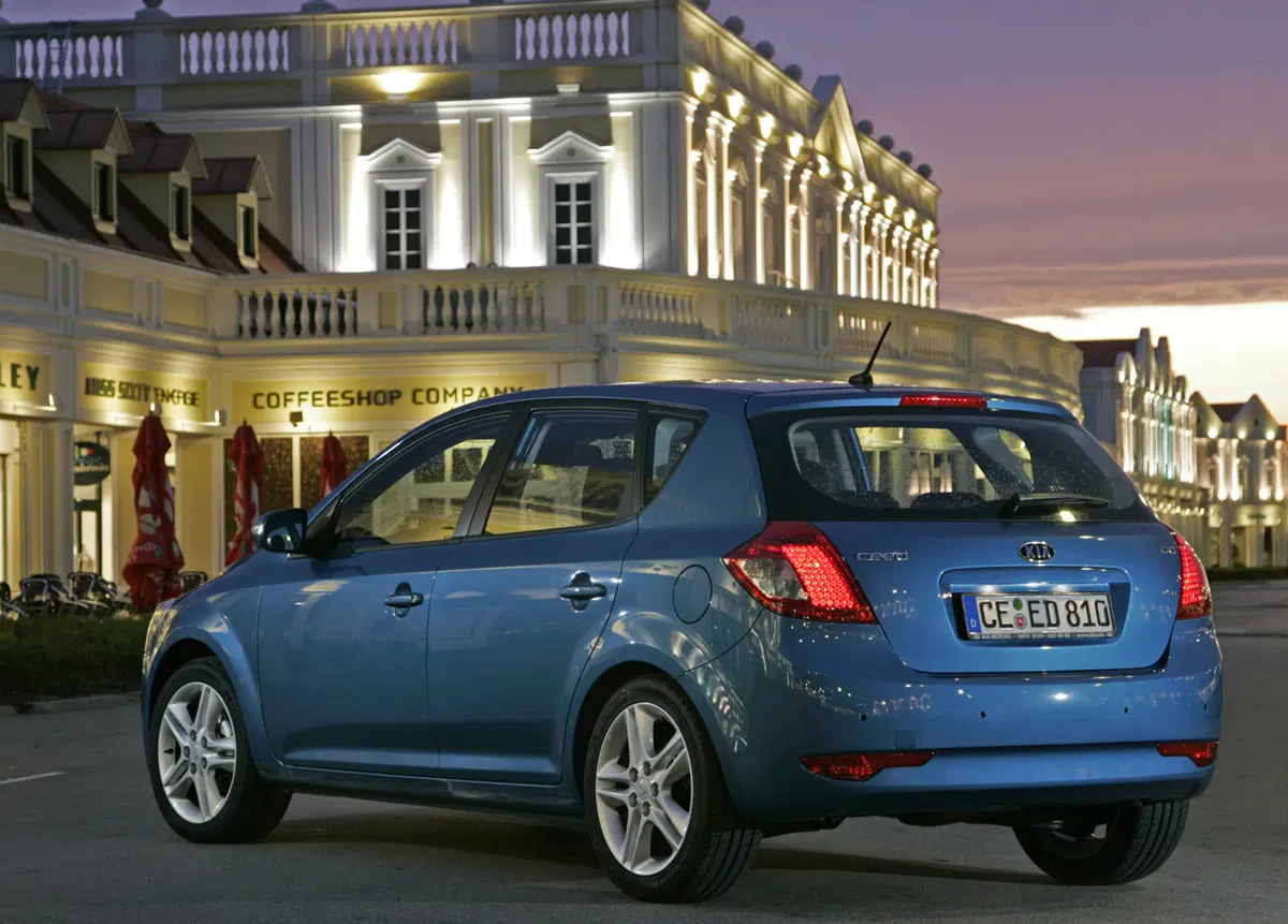 Kia Cee'd (2007-12) (10)