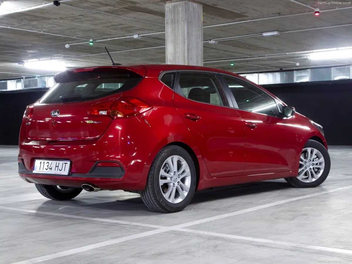 Kia cee'd 1.6 CRDi 136 CV DCT 5 porte GT Line (55)