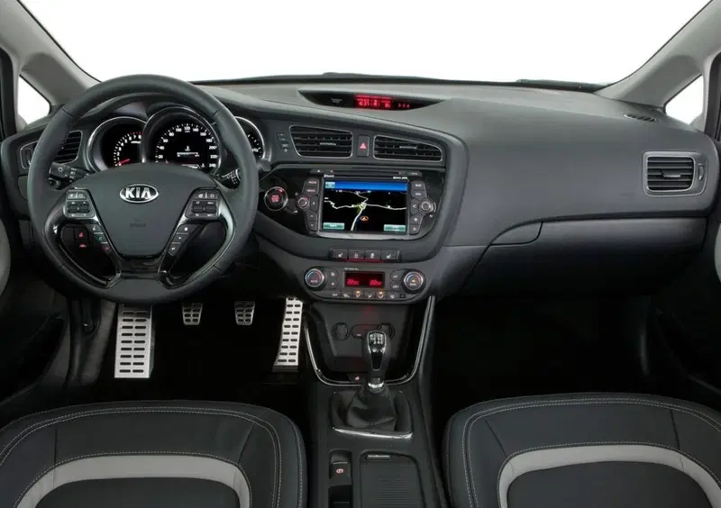 Kia Cee'd (2012-18) (60)