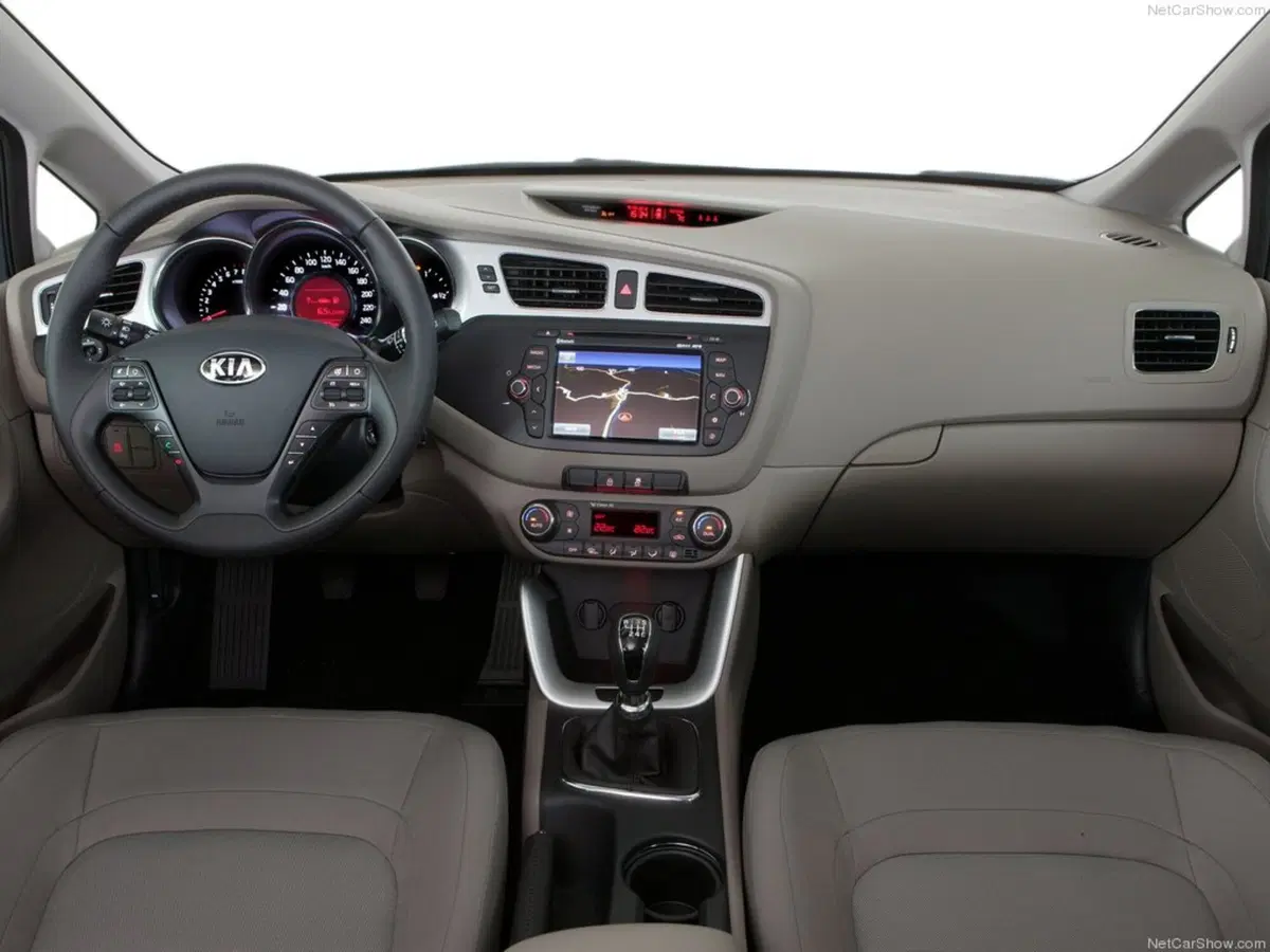 Kia cee'd 1.6 CRDi 136 CV DCT 5 porte GT Line (61)