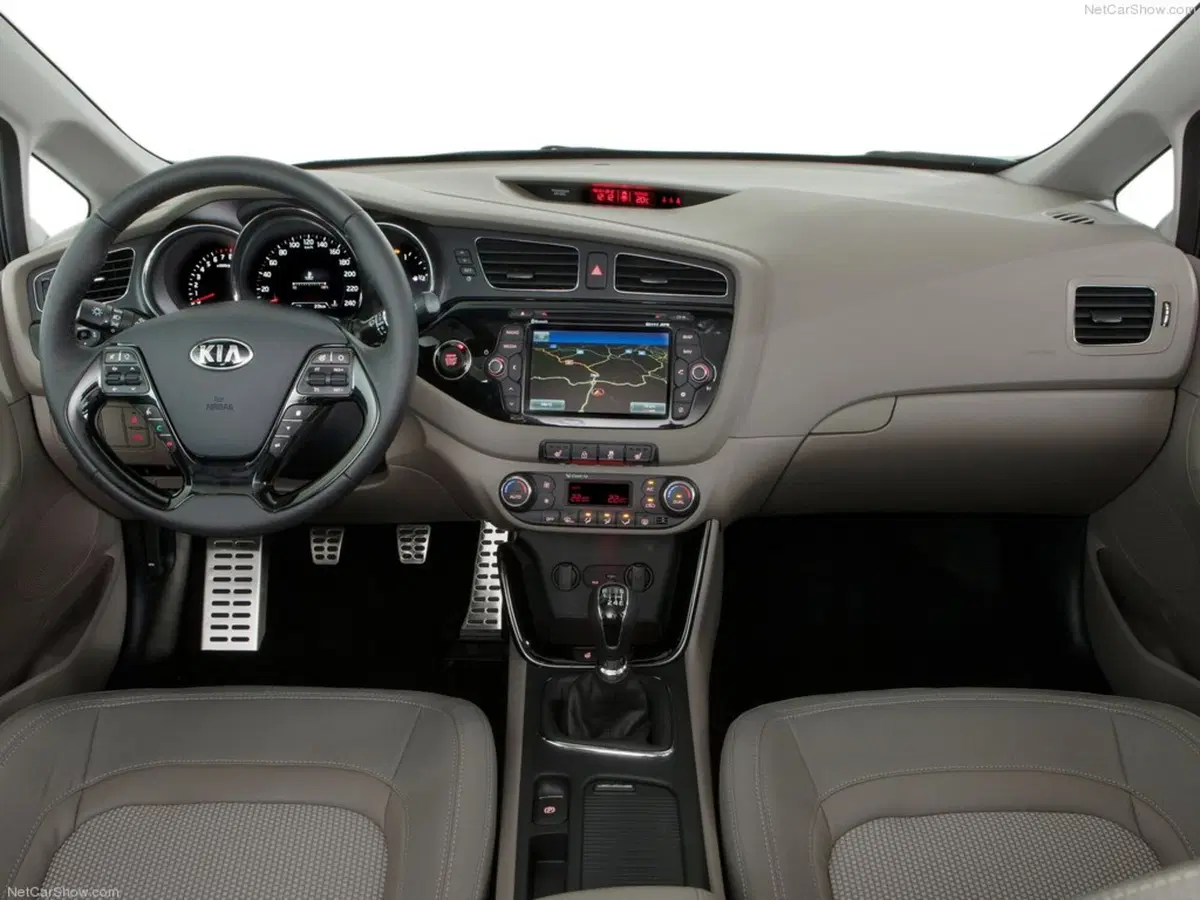 Kia cee'd 1.6 CRDi 136 CV DCT 5 porte GT Line (62)