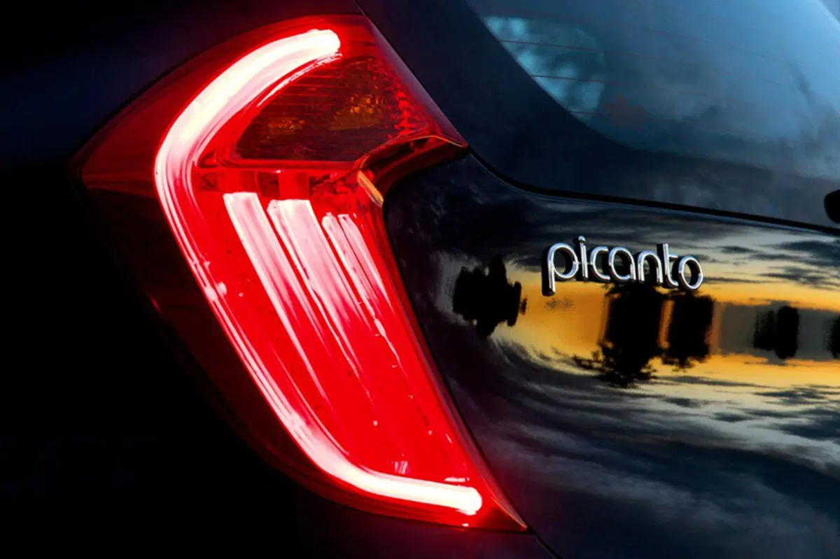 Kia Picanto 1.0 12V 5 porte Glam (47)
