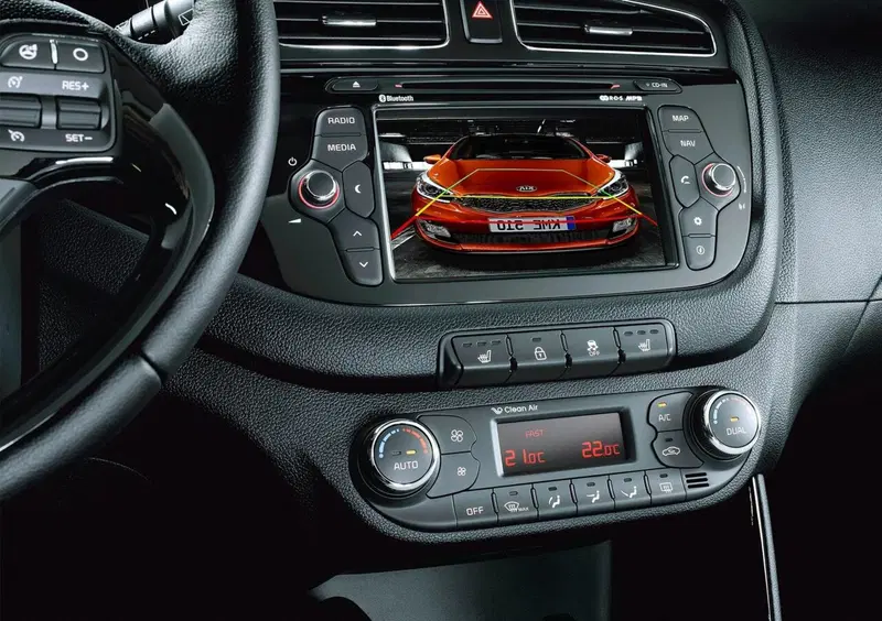Kia Pro Cee'd (2013-14) (28)