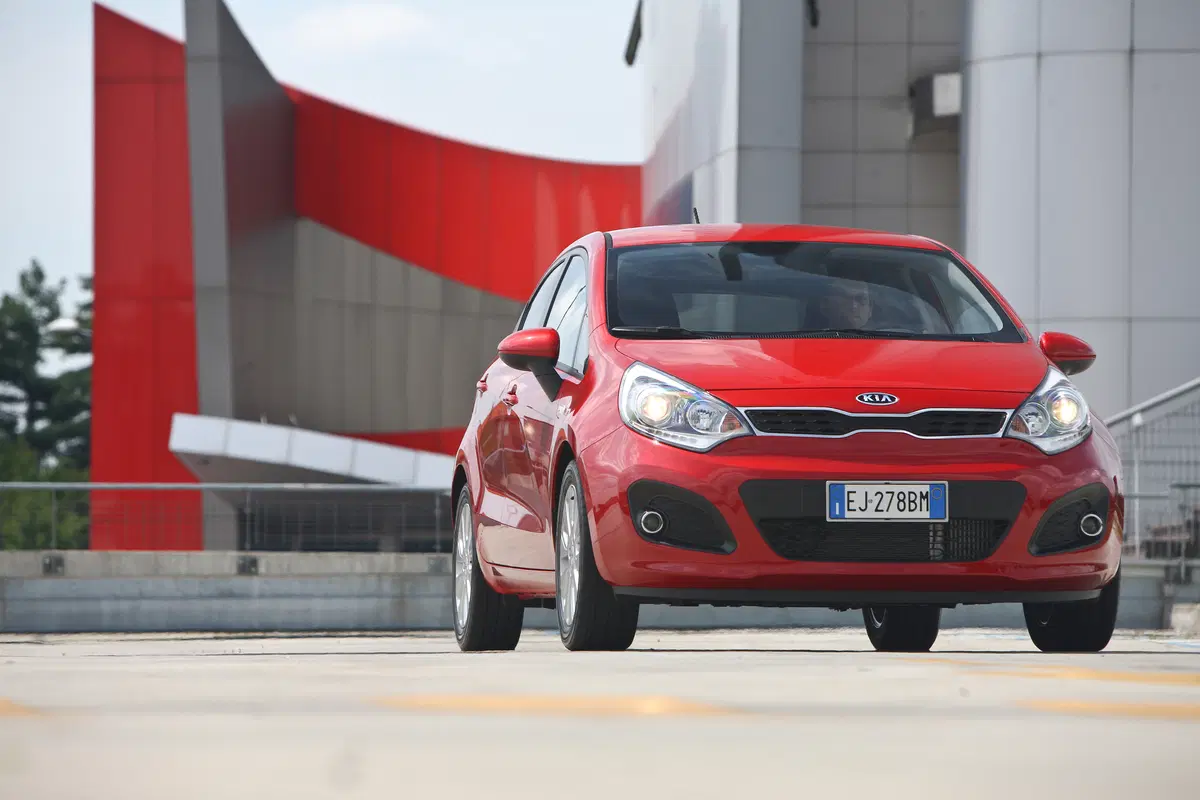 Kia Rio 1.2 CVVT 5p. ECO GPL Cool (5)