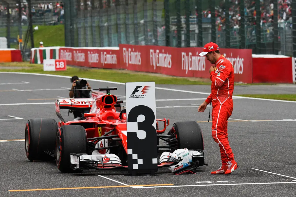 F1, GP Giappone 2017: pole per Hamilton. Terzo Vettel (34)