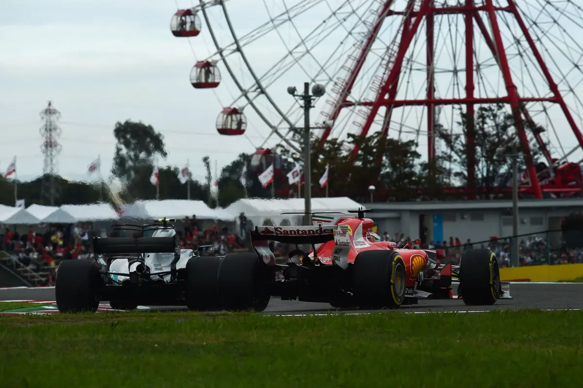 F1, GP Giappone 2017: pole per Hamilton. Terzo Vettel (12)