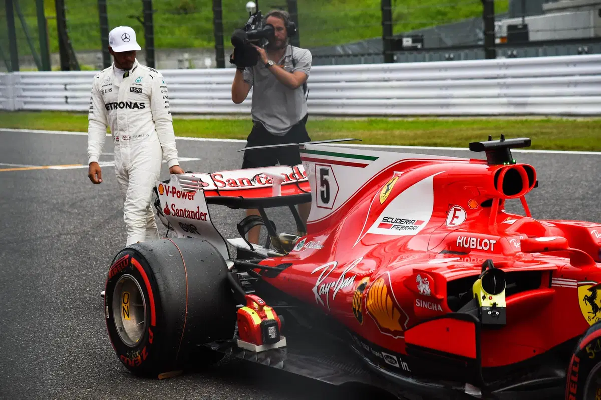 F1, GP Giappone 2017: pole per Hamilton. Terzo Vettel (13)