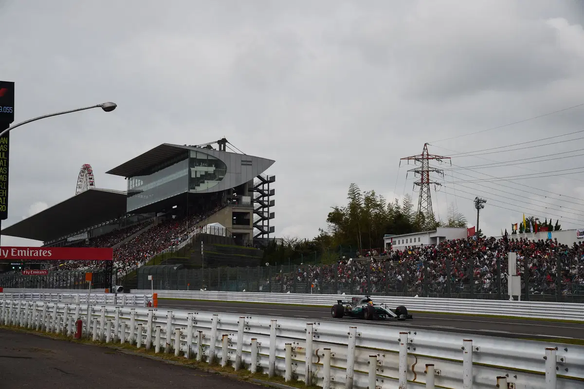 F1, GP Giappone 2017: pole per Hamilton. Terzo Vettel (16)