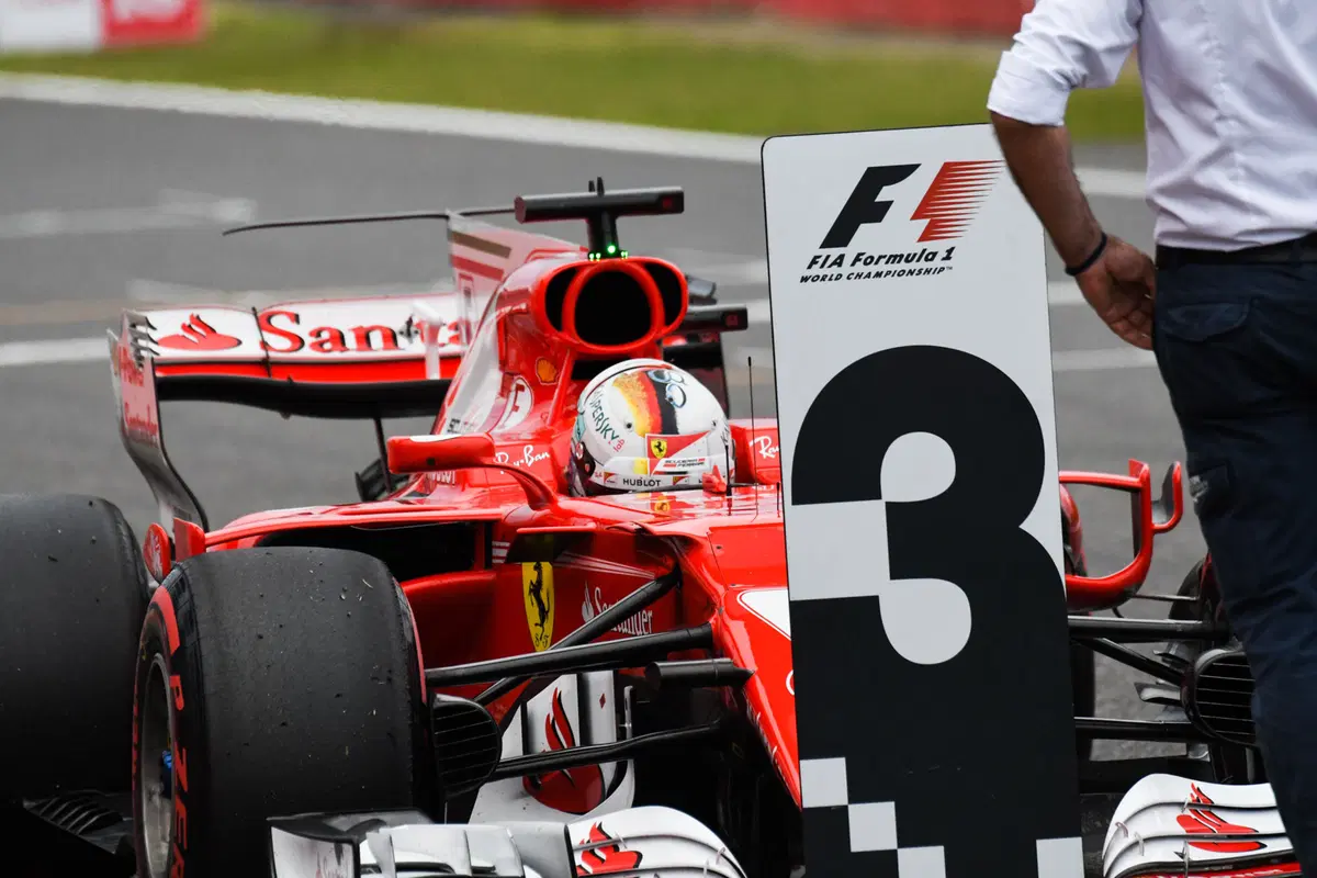 F1, GP Giappone 2017: pole per Hamilton. Terzo Vettel (30)