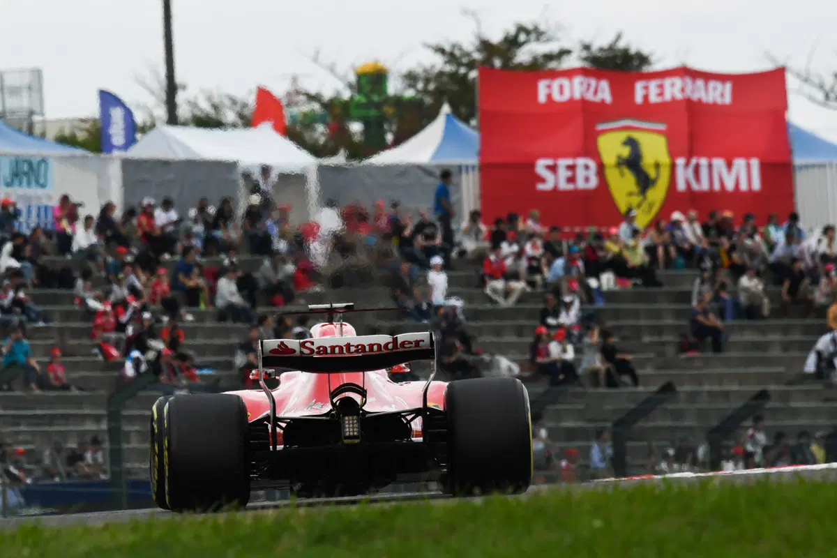 F1, GP Giappone 2017: pole per Hamilton. Terzo Vettel (33)