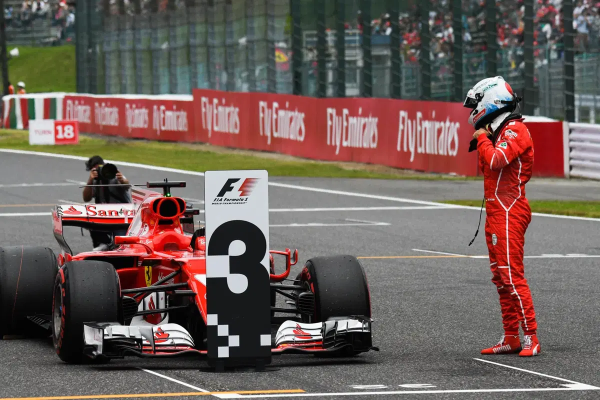 F1, GP Giappone 2017: pole per Hamilton. Terzo Vettel (36)