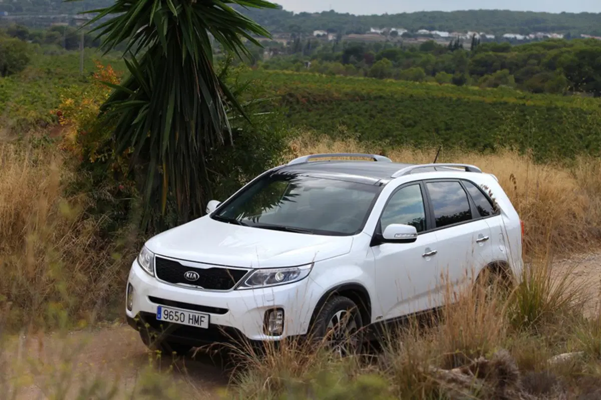 Kia Sorento 2.2 16V CRDI VGT 4WD Active (7)