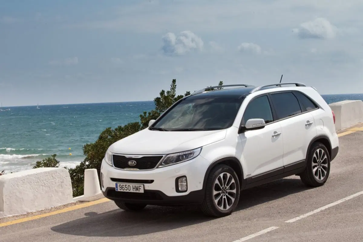 Kia Sorento 2.2 16V CRDI VGT 4WD Active (12)
