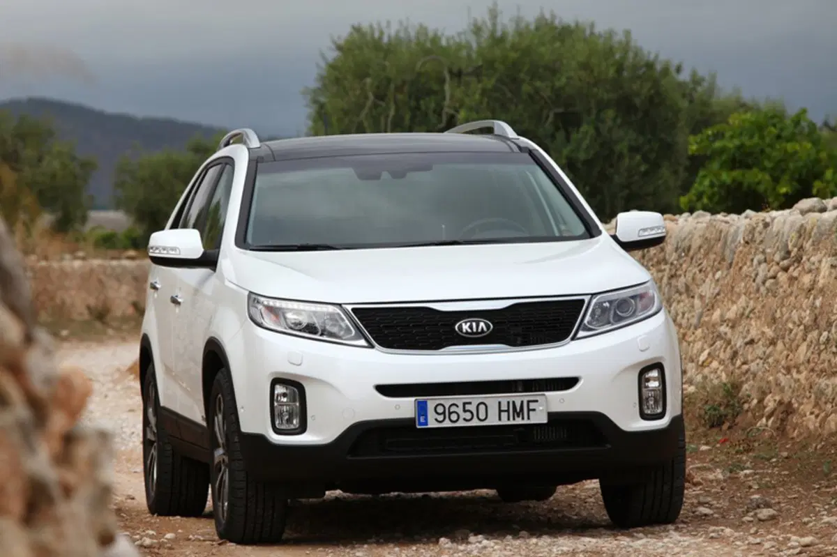 Kia Sorento 2.2 16V CRDI VGT 4WD Active (14)