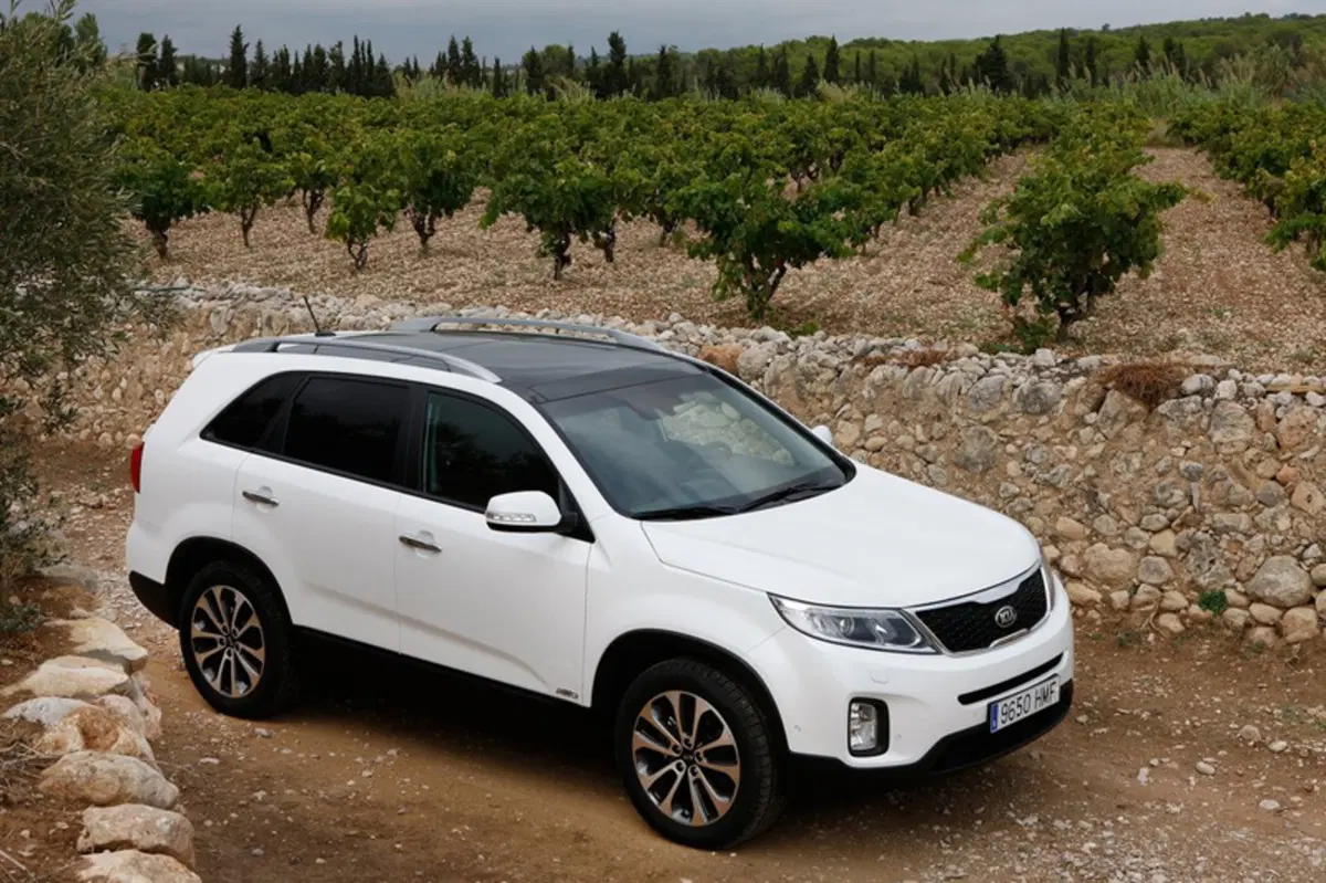 Kia Sorento 2.2 16V CRDI VGT 4WD Active (15)